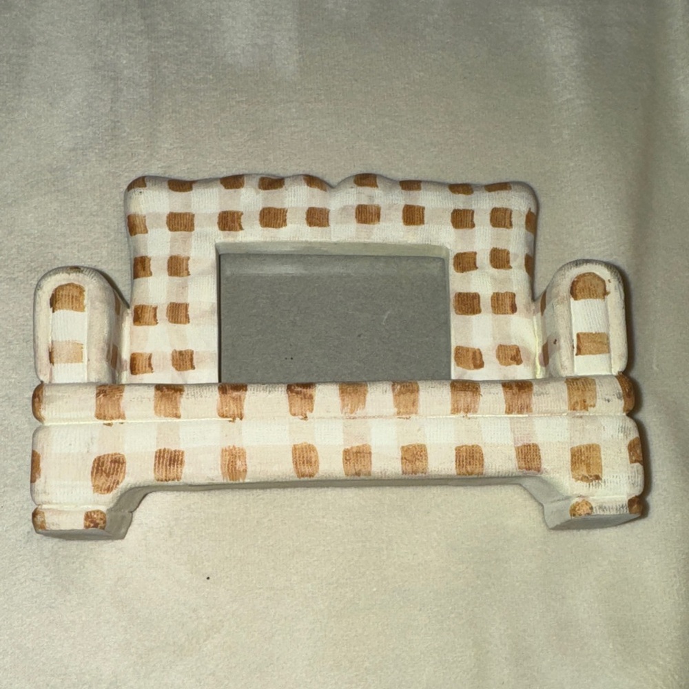 Vintage! Unique! White and Tan Checkered Mini Sofa Photo Frame